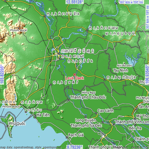 Topographic map of Leuk Daek