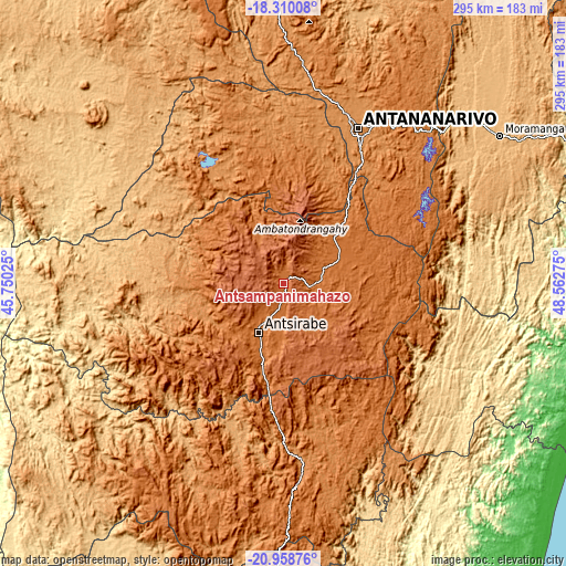 Topographic map of Antsampanimahazo