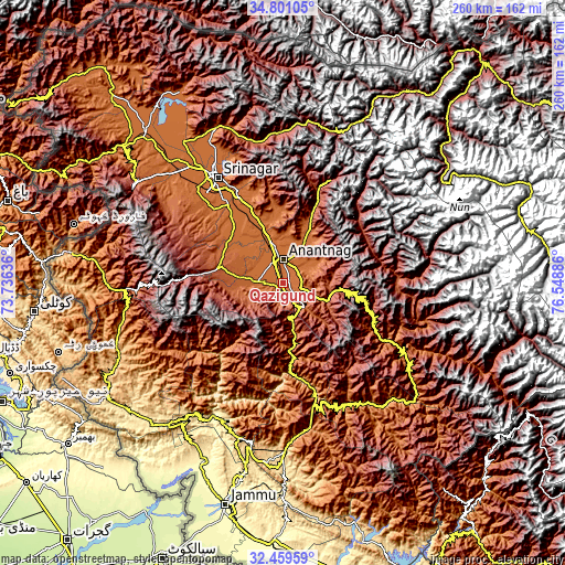 Topographic map of Qāzigund