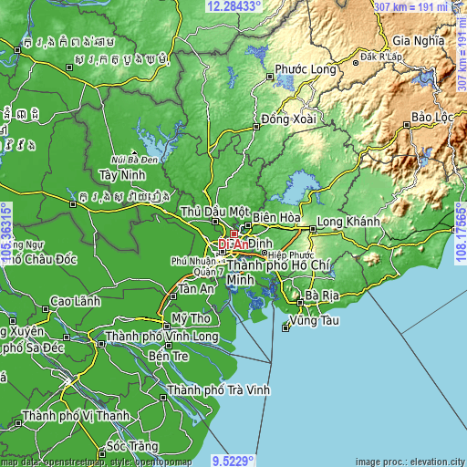 Topographic map of Dĩ An