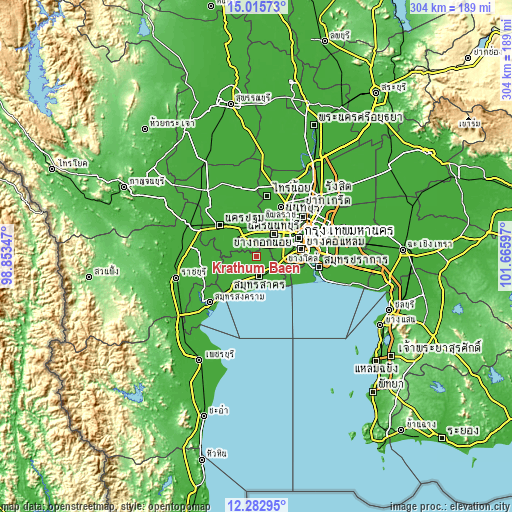 Topographic map of Krathum Baen