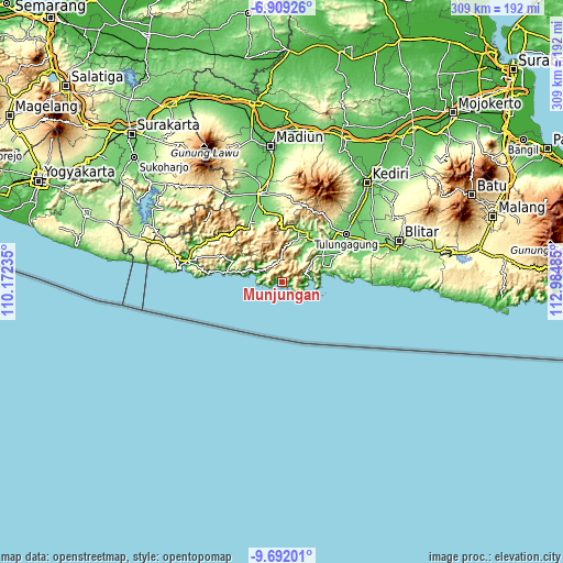 Topographic map of Munjungan