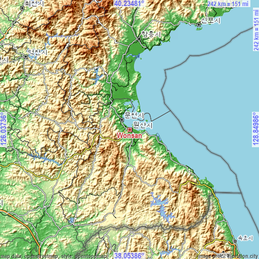 Topographic map of Wŏnsan