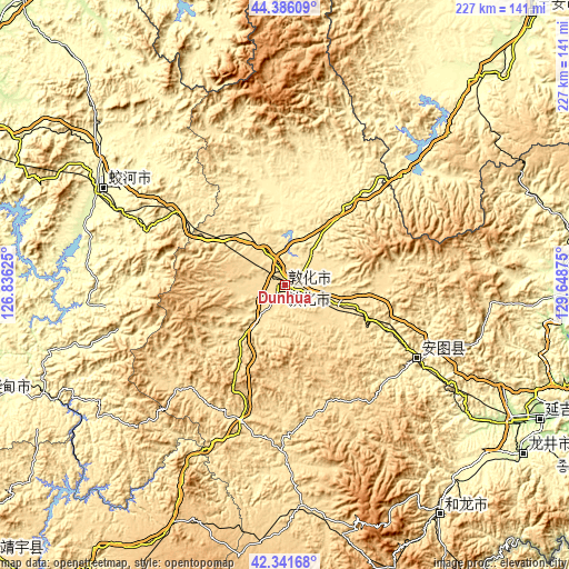 Topographic map of Dunhua
