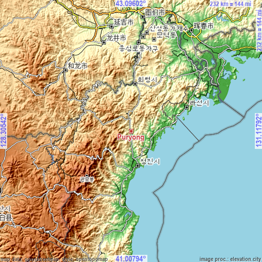 Topographic map of Puryŏng