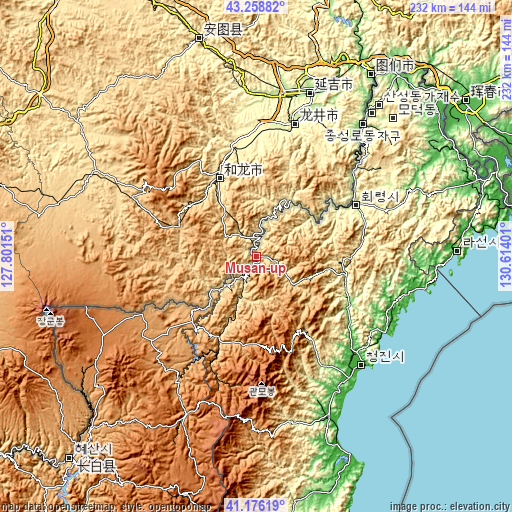 Topographic map of Musan-ŭp