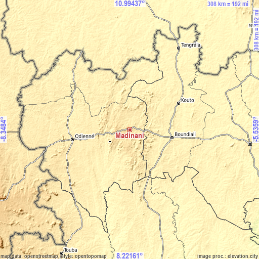 Topographic map of Madinani