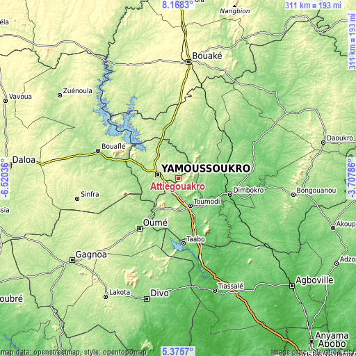 Topographic map of Attiégouakro