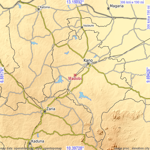 Topographic map of Madobi