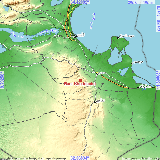 Topographic map of Beni Kheddache