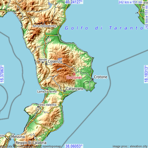 Topographic map of Cotronei