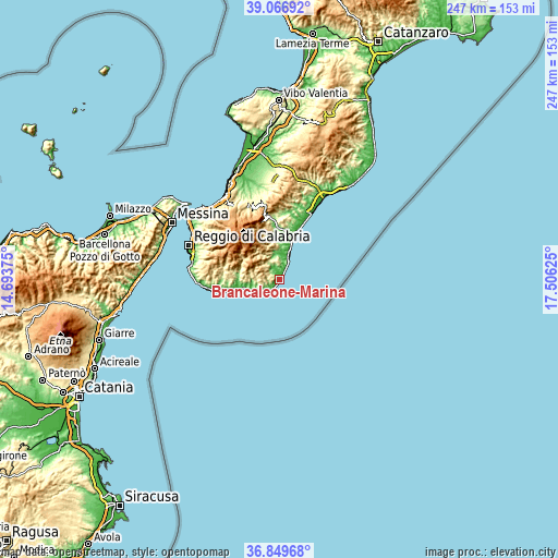 Topographic map of Brancaleone-Marina