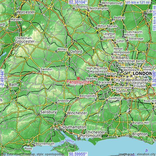 Topographic map of Pangbourne