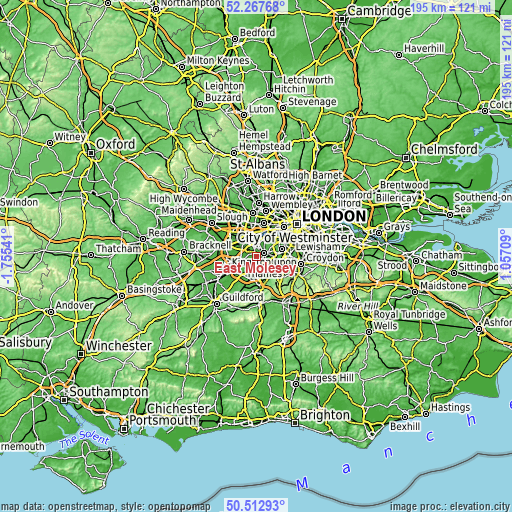 Topographic map of East Molesey