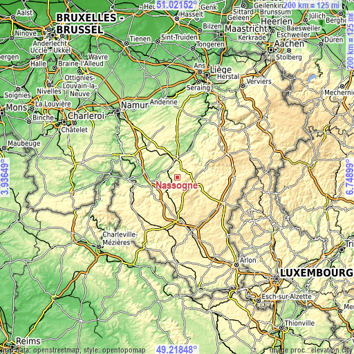Topographic map of Nassogne