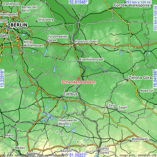 Topographic map of Schenkendöbern