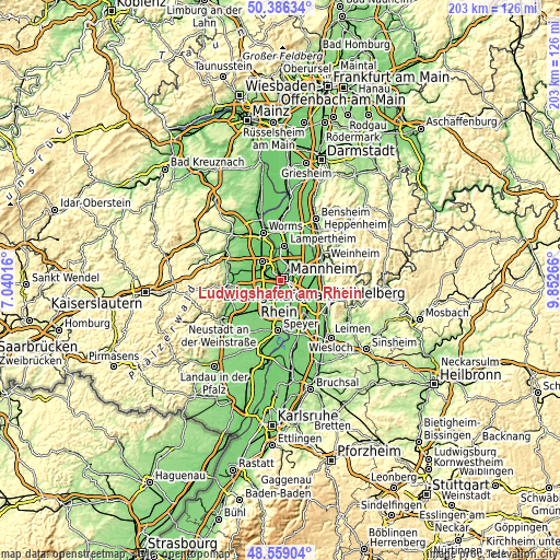 Topographic map of Ludwigshafen am Rhein