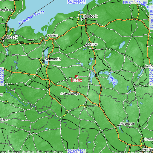 Topographic map of Lübz