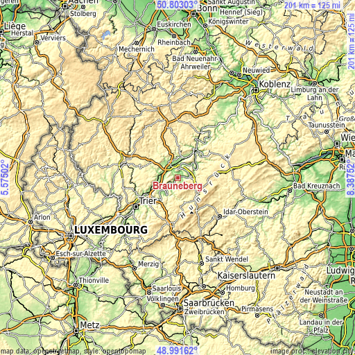 Topographic map of Brauneberg