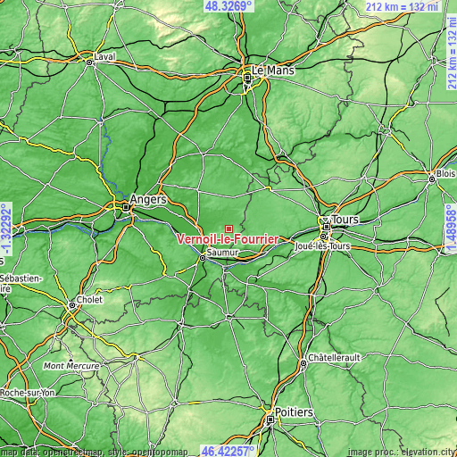 Topographic map of Vernoil-le-Fourrier