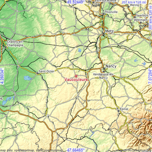 Topographic map of Vaucouleurs