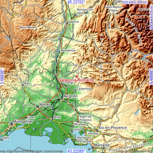 Topographic map of Vaison-la-Romaine