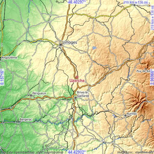 Topographic map of Uzerche