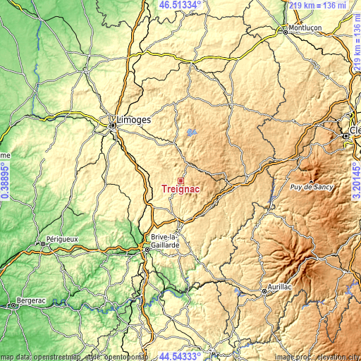 Topographic map of Treignac