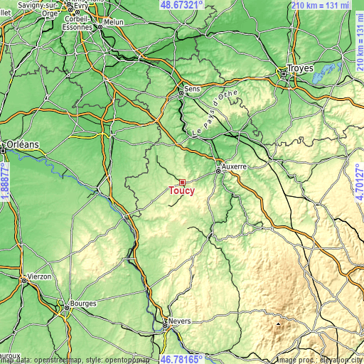 Topographic map of Toucy