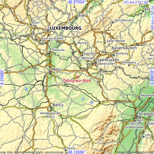 Topographic map of Teting-sur-Nied