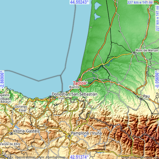 Topographic map of Tarnos