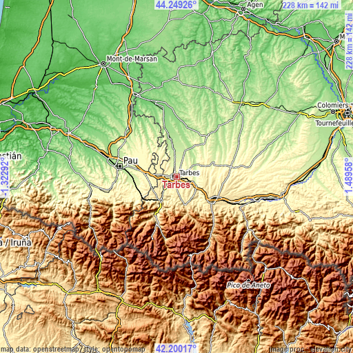 Topographic map of Tarbes