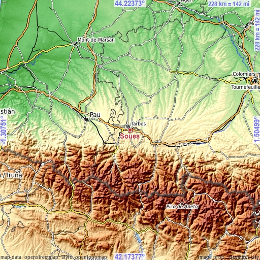 Topographic map of Soues