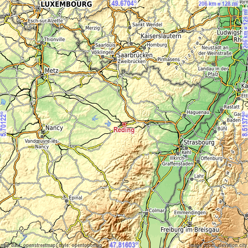 Topographic map of Réding