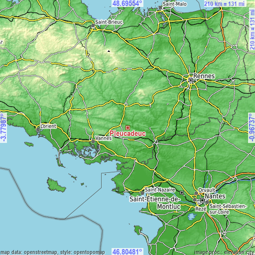 Topographic map of Pleucadeuc