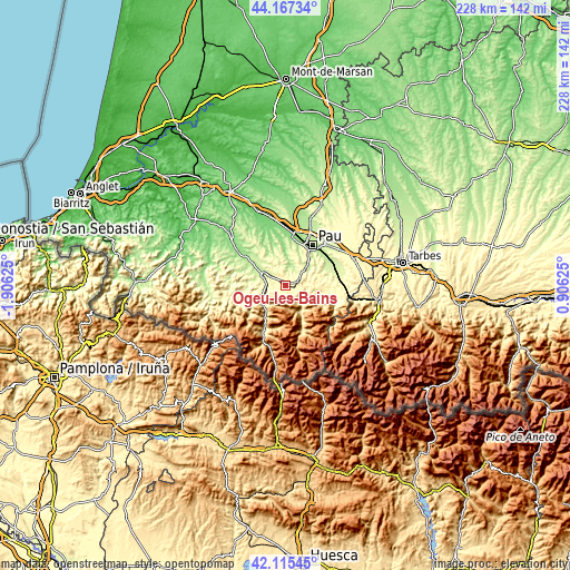 Topographic map of Ogeu-les-Bains