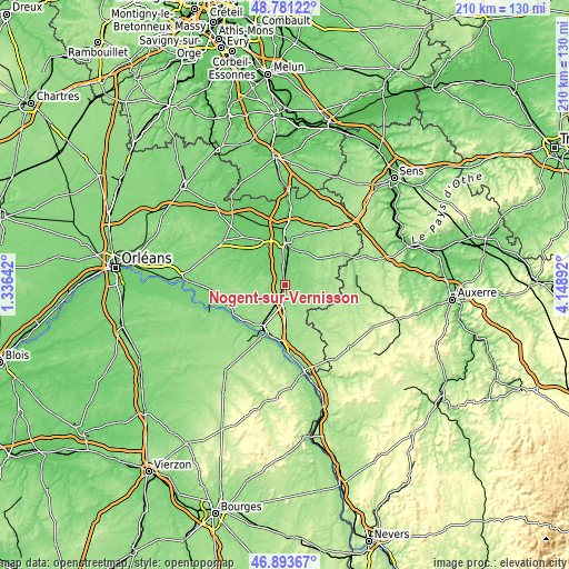 Topographic map of Nogent-sur-Vernisson