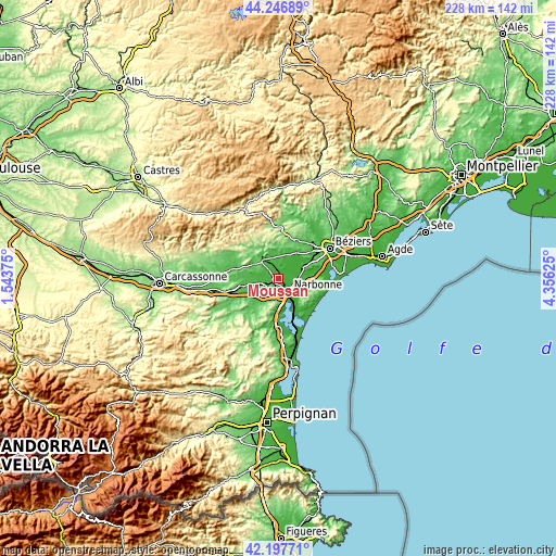 Topographic map of Moussan