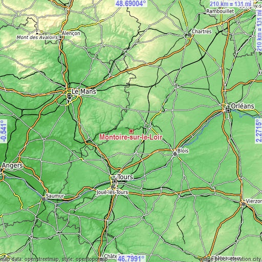 Topographic map of Montoire-sur-le-Loir