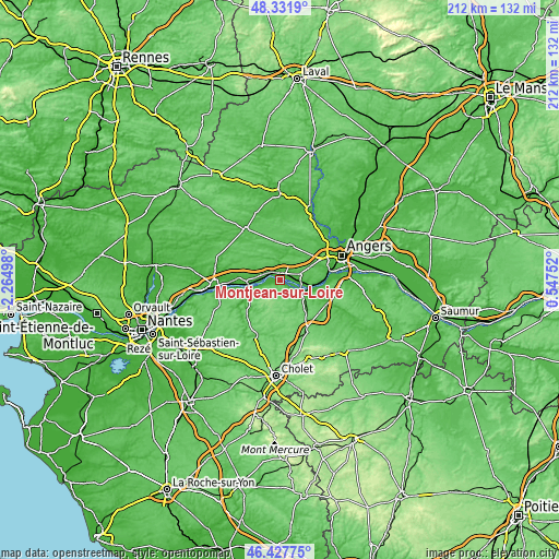 Topographic map of Montjean-sur-Loire