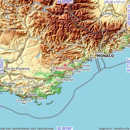 Topographic map of Montauroux