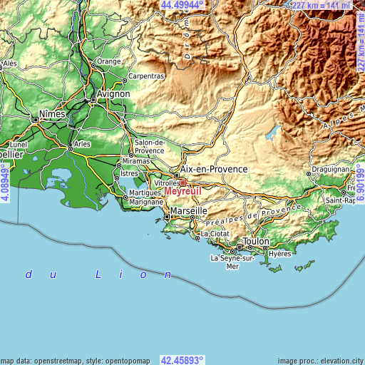 Topographic map of Meyreuil