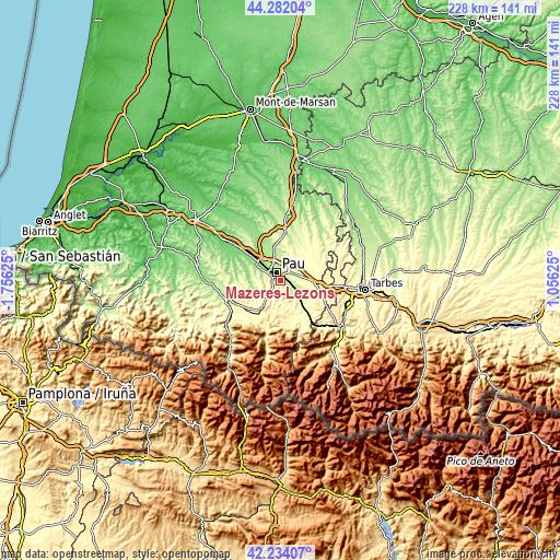 Topographic map of Mazères-Lezons