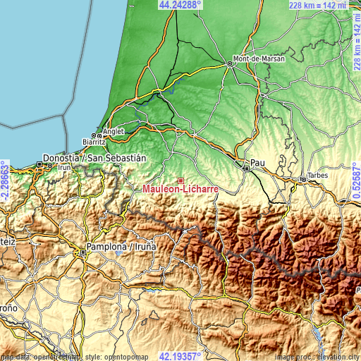 Topographic map of Mauléon-Licharre