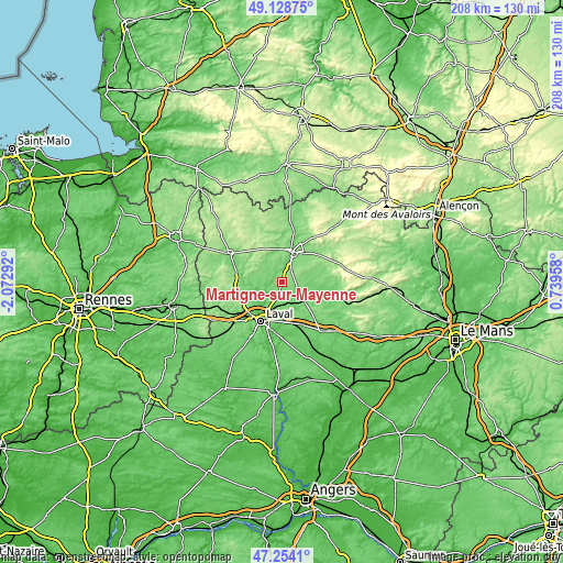 Topographic map of Martigné-sur-Mayenne