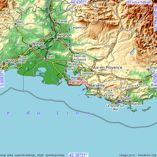 Topographic map of Marignane