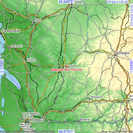 Topographic map of Magnac-sur-Touvre