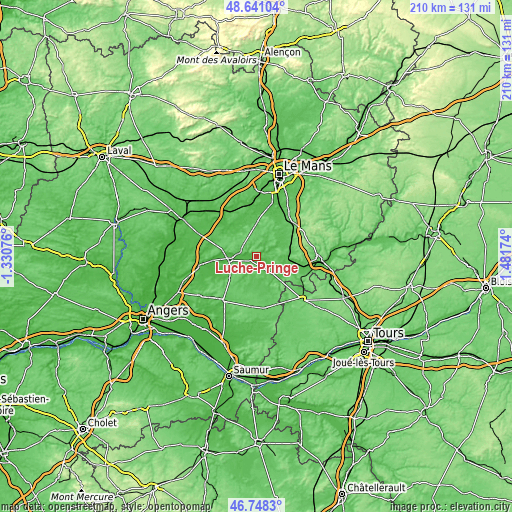 Topographic map of Luché-Pringé