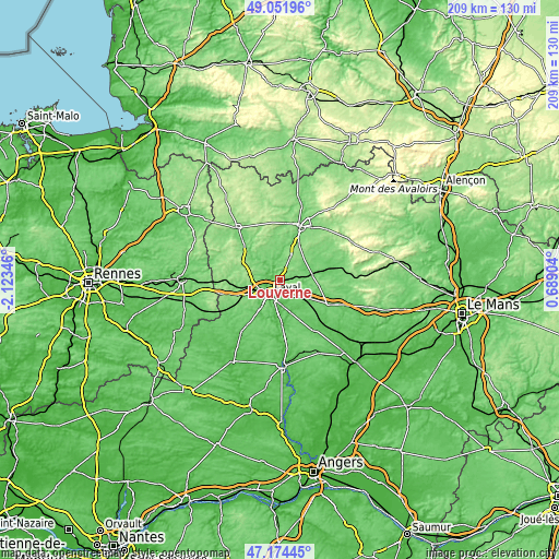 Topographic map of Louverné