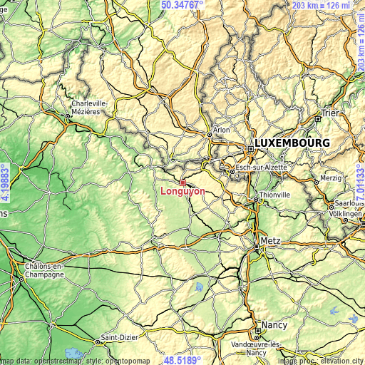 Topographic map of Longuyon